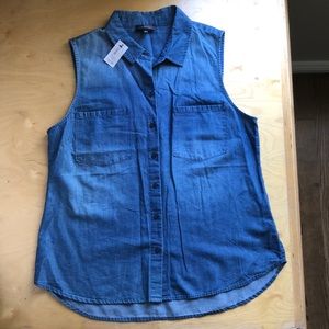 The Limited Women’s Sleeveless Top NWT